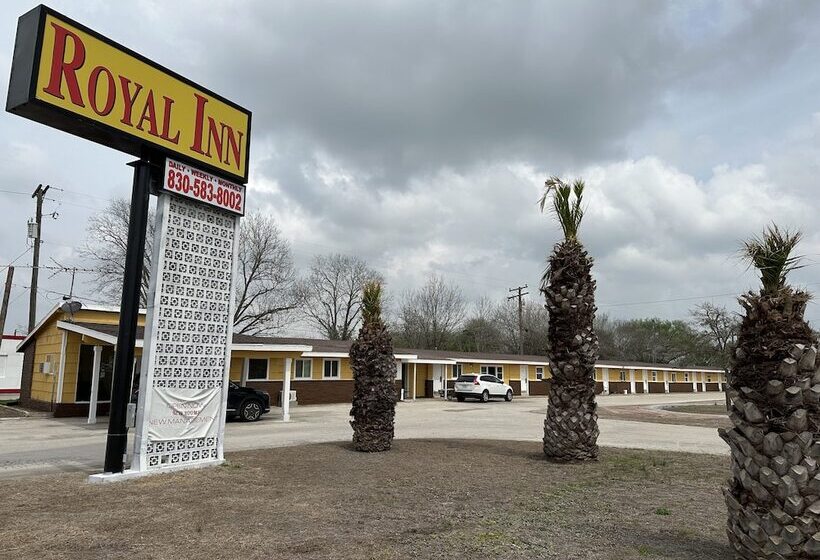 בית מלון כפרי Royal Inn