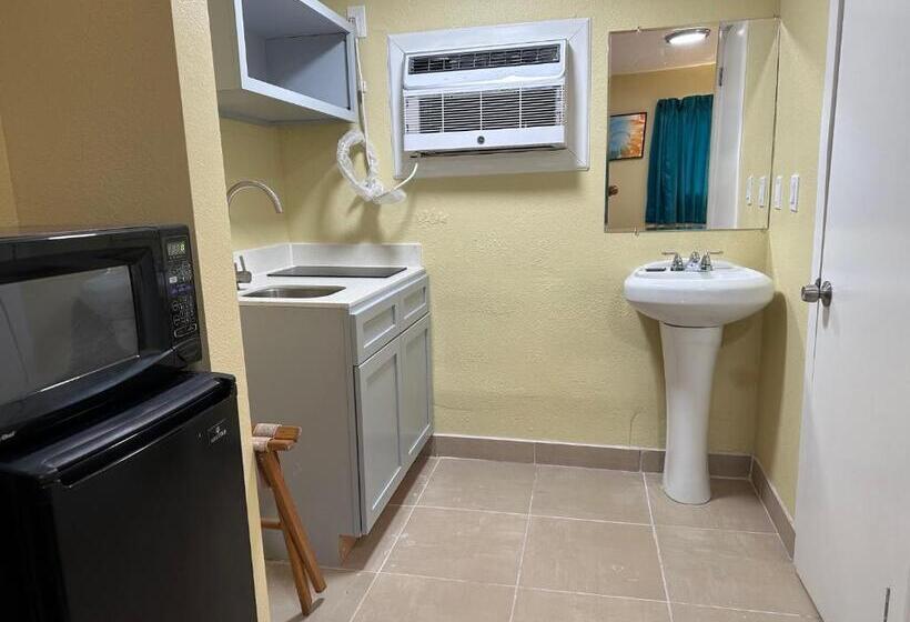 בית מלון כפרי Royal Inn