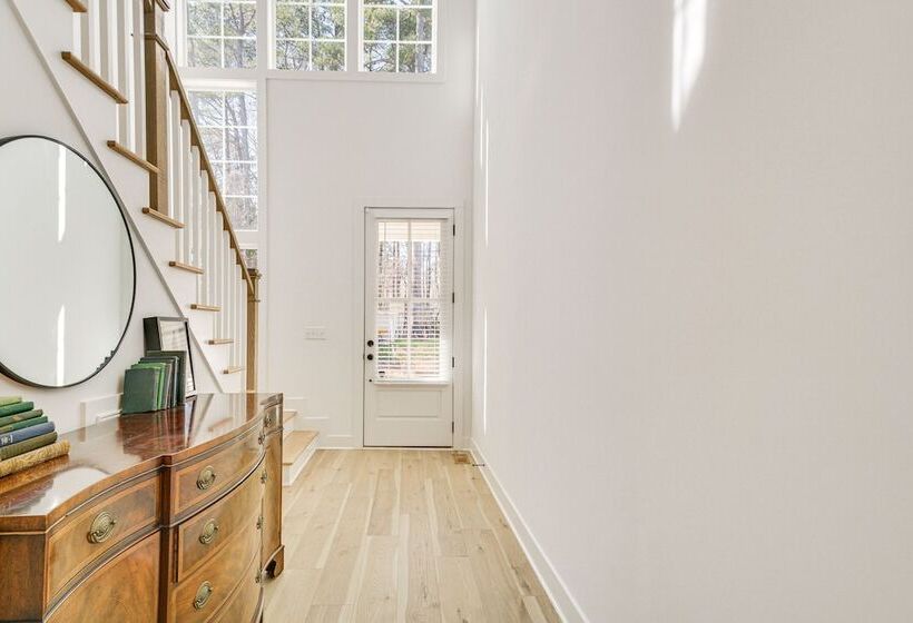 Modern Raleigh Home < 9 Mi To Downtown!