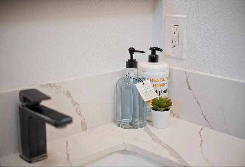 ペンション Cozy Prvate Adu Close To Disney Beach Ev