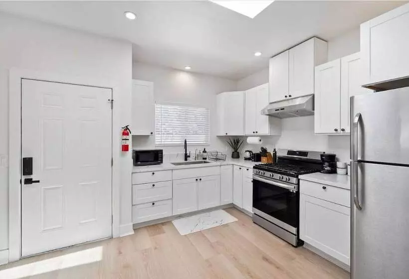 Majatalo Cozy Prvate Adu Close To Disney Beach Ev