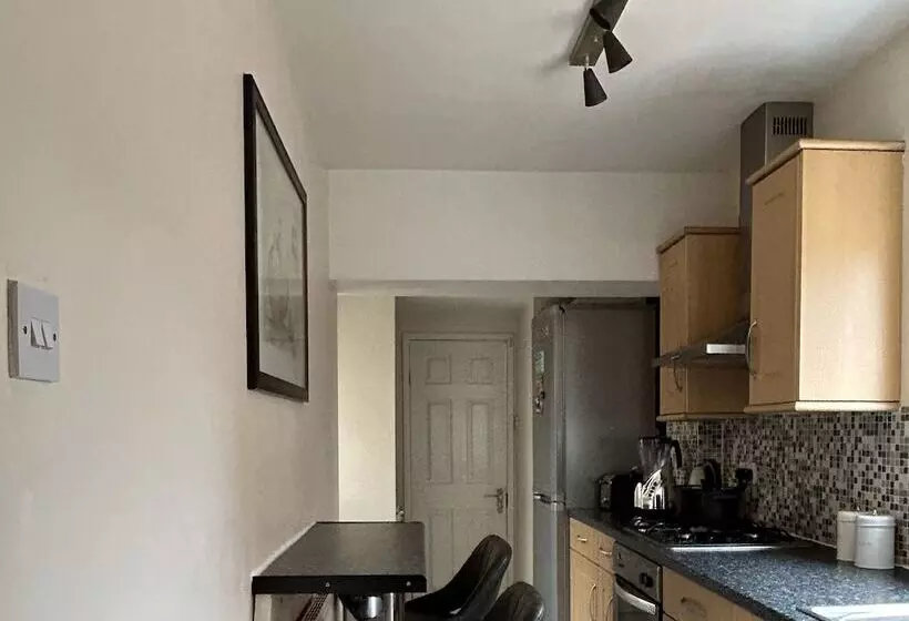 پانسیون No.6 Overnight Stays