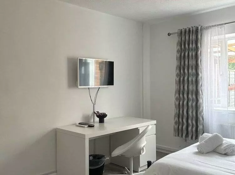 پانسیون No.6 Overnight Stays