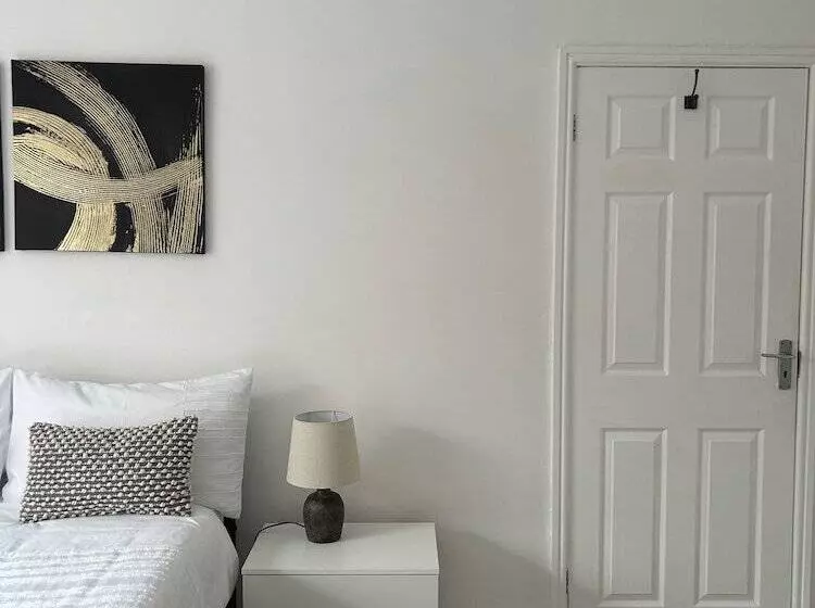 پانسیون No.6 Overnight Stays