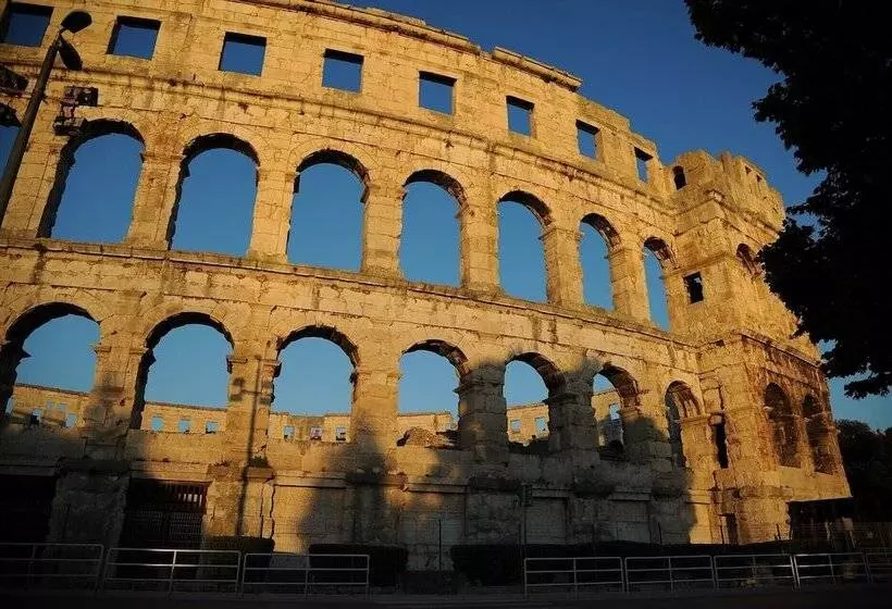 Majatalo Room In Studio   Little Studio Sanjica In Pula, One Person