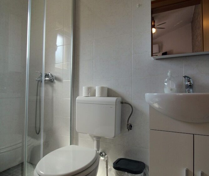 펜션 Room In Studio   Little Studio Sanjica In Pula, One Person