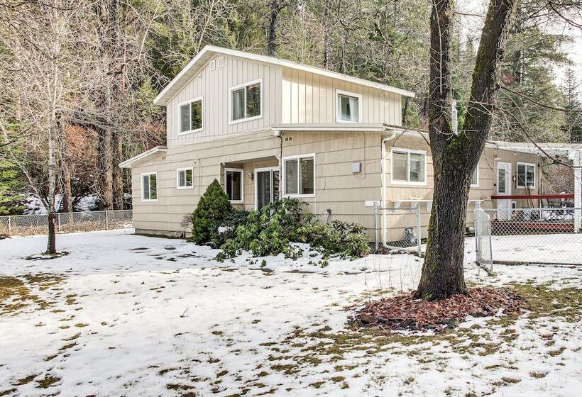 Pet Friendly Pinehurst Home: Hike, Bike & Ski!