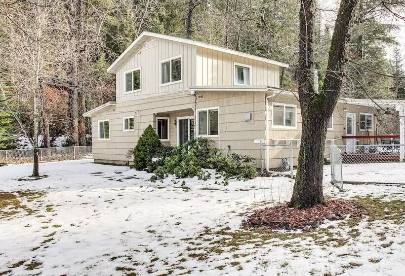 Pet Friendly Pinehurst Home: Hike, Bike & Ski!