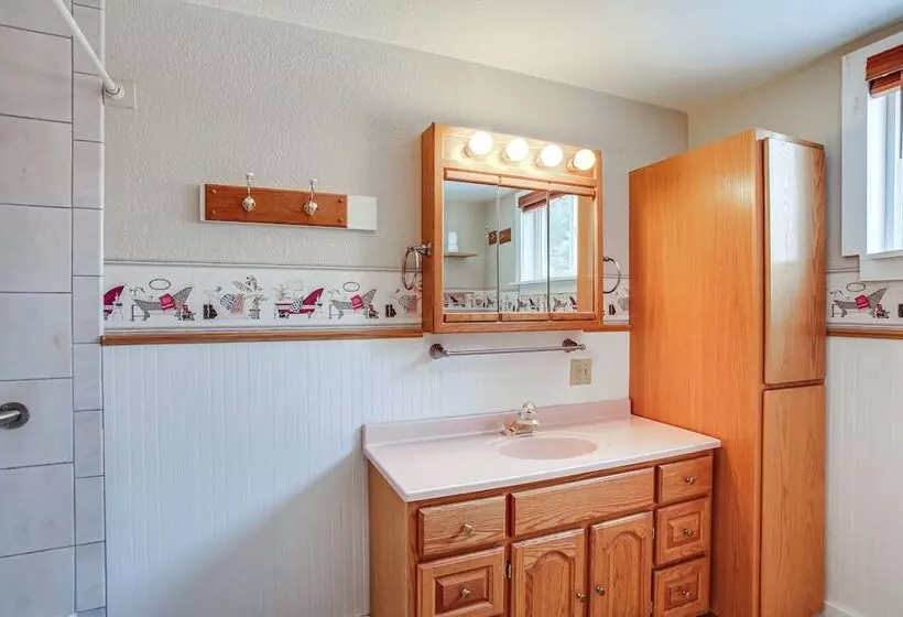 Pet Friendly Pinehurst Home: Hike, Bike & Ski!