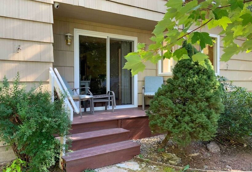 Pet Friendly Pinehurst Home: Hike, Bike & Ski!