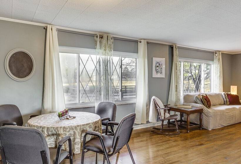 Pet Friendly Union Home ~ 19 Mi To Cincinnati!