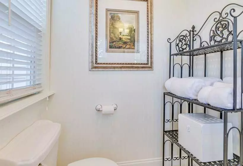 Tranquil Arrington Cottage ~ 7 Mi To Franklin!