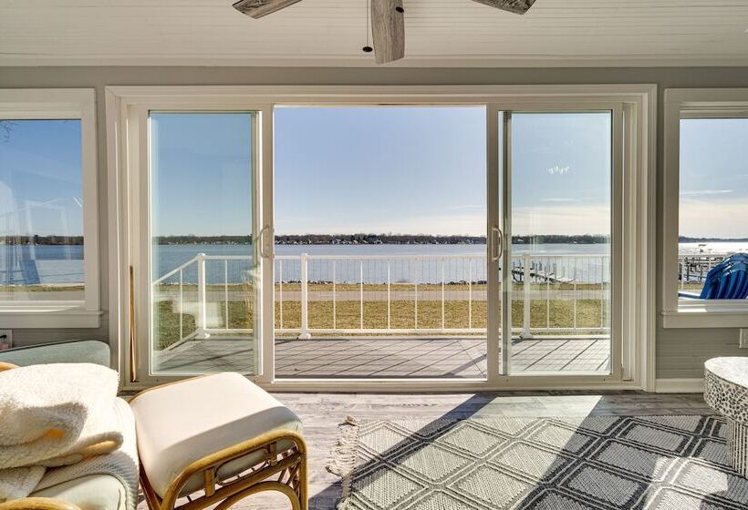 Waterfront Buckeye Lake Home W/ Deck & Dock!