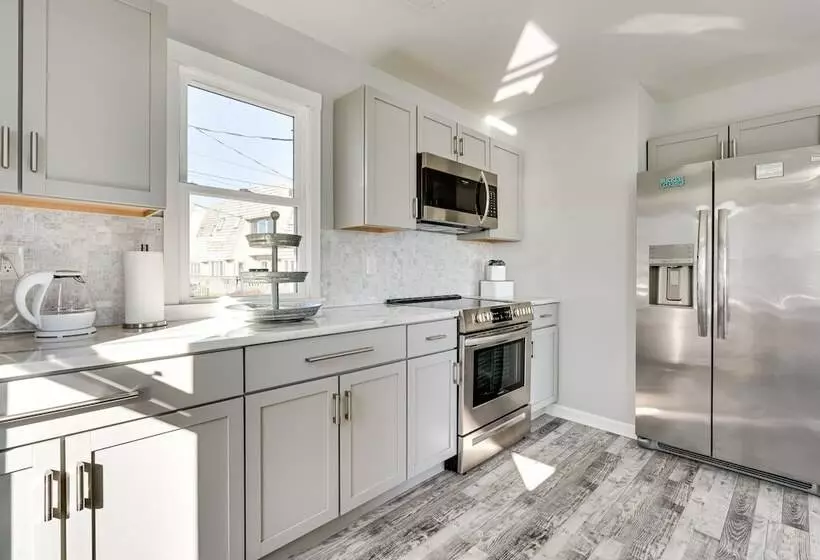 Waterfront Buckeye Lake Home W/ Deck & Dock!