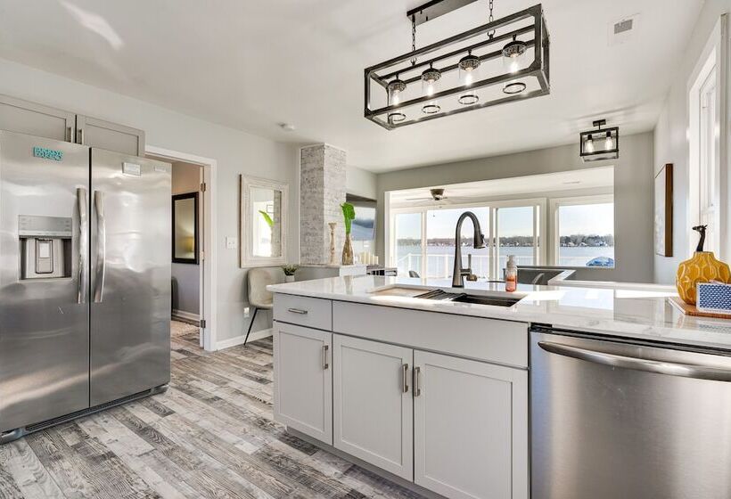 Waterfront Buckeye Lake Home W/ Deck & Dock!