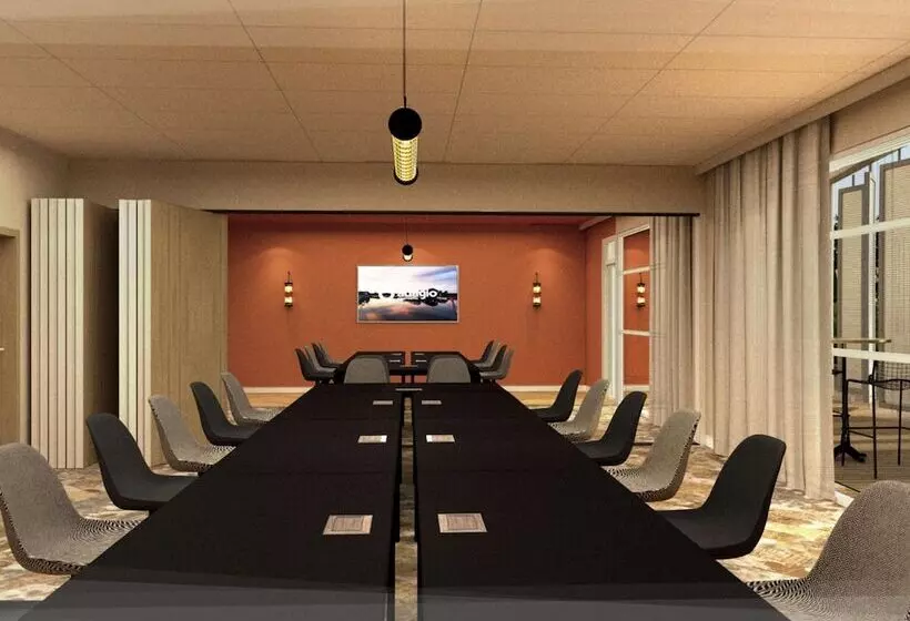 Aparthotel Adagio Access Porte De Camargue