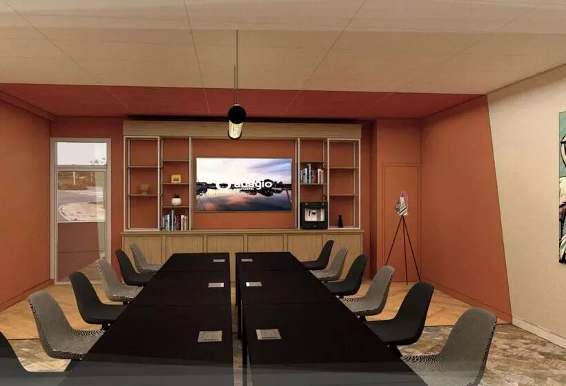 Aparthotel Adagio Access Porte De Camargue