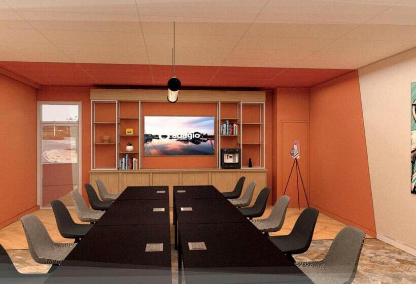 Aparthotel Adagio Access Porte De Camargue