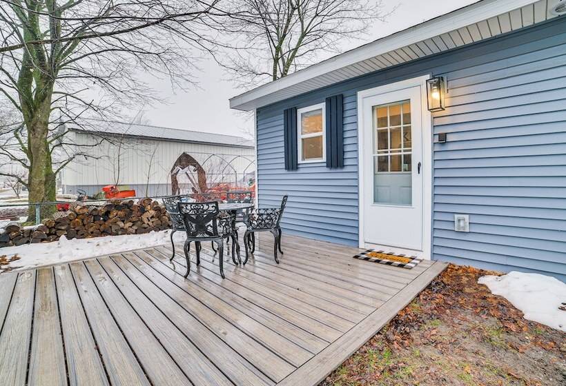 Cozy Petoskey Home < 1 Mi To Little Traverse Bay!
