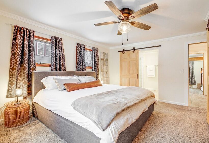 Family Friendly Home W/ Hot Tub, Near Lake George!