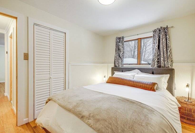 Family Friendly Home W/ Hot Tub, Near Lake George!