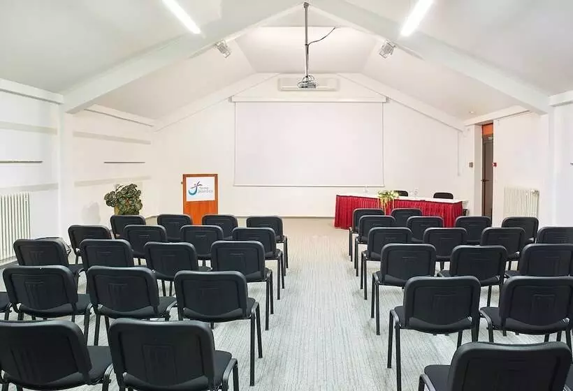 Hotelli Mobile Homes Terme Jezercica