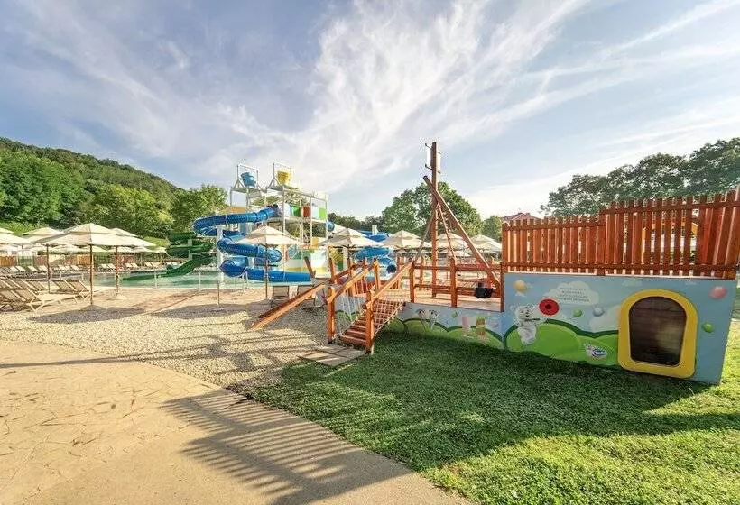 Hotelli Mobile Homes Terme Jezercica