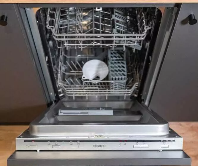 هتل The Base Munich