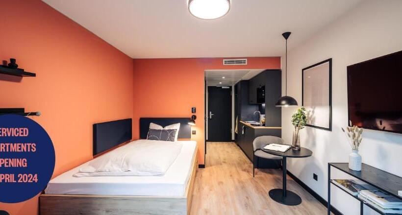 酒店 The Base Munich