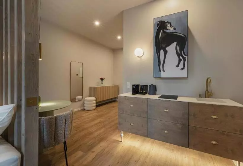 Kalm Stay   A Design Apart