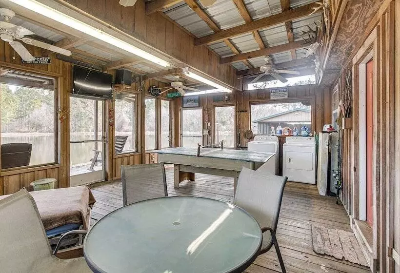 Georgia Lakefront Cabin W/ Fire Pit + Grills!