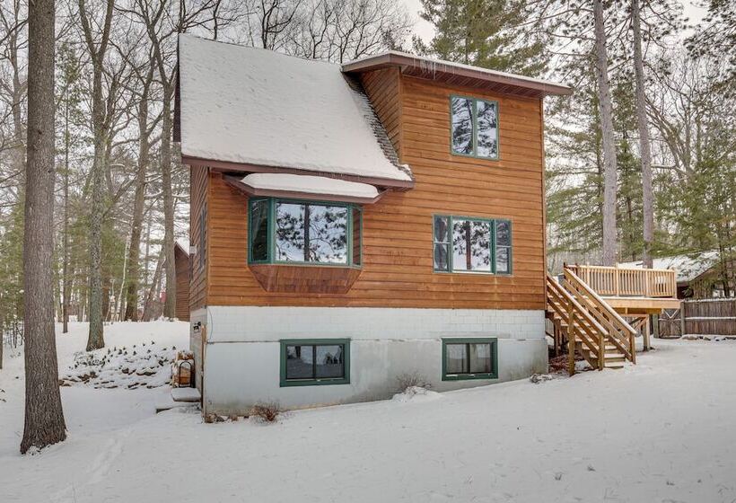 Lakefront Rhinelander Retreat W/ Private Hot Tub!