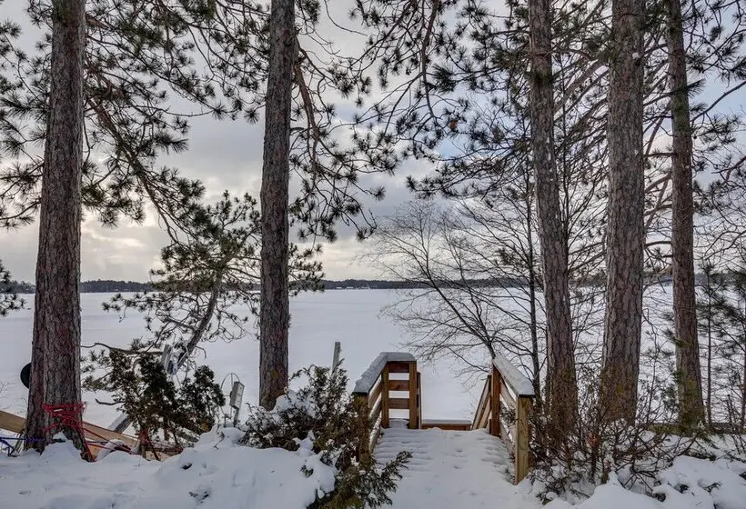 Lakefront Rhinelander Retreat W/ Private Hot Tub!
