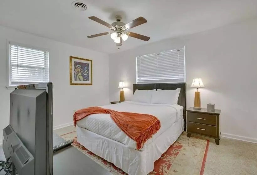 5 Mi To City Park: Charming Home Near Nola!