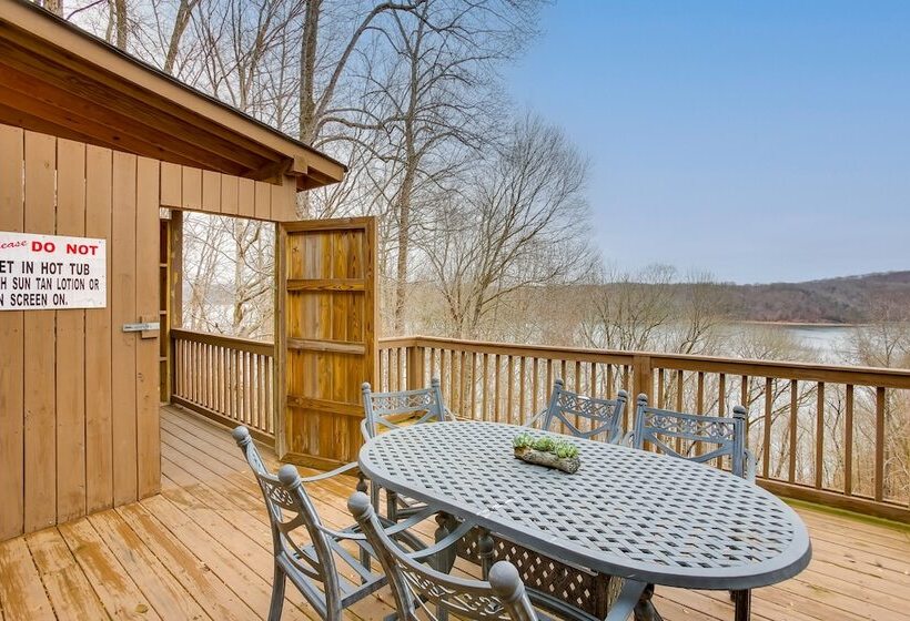 Peaceful Celina Cabin W/ Hot Tub & Lake View!
