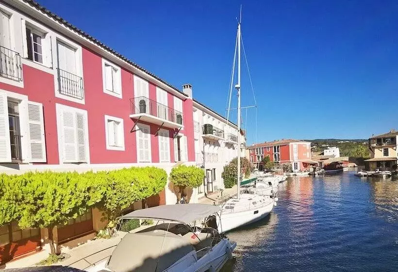 Majatalo Camping Domaine Du Golfe De Saint Tropez