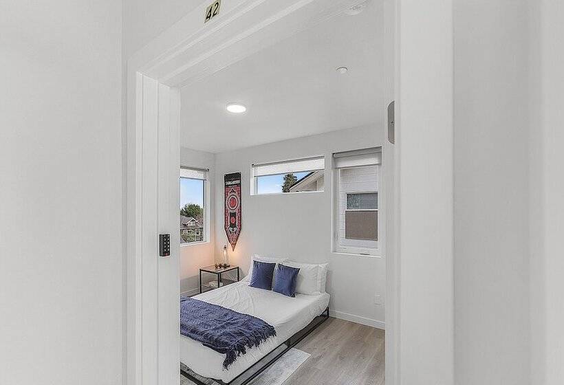 پانسیون Tides Of Seasmoke Suite