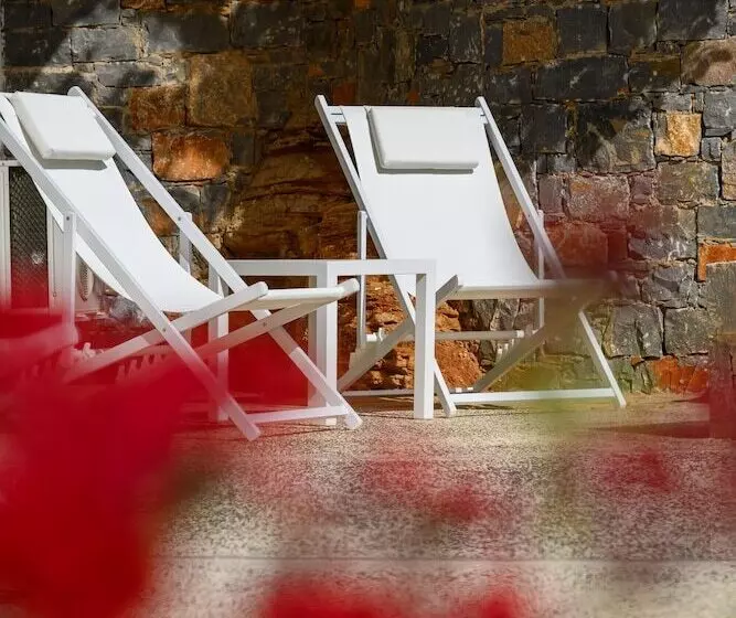 Roots Suites In Crete