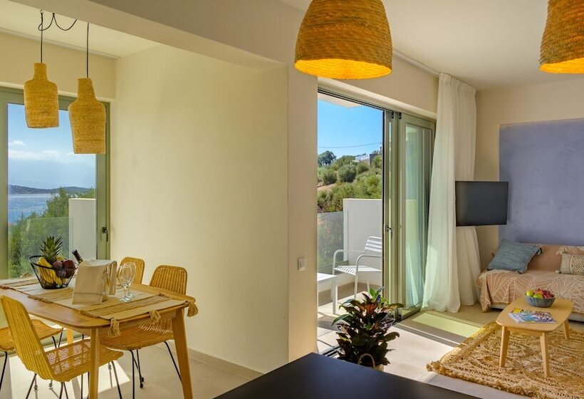 Roots Suites In Crete