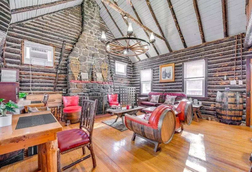 Rustic Blakeslee Cabin W/ Gas Grill Near Skiing!