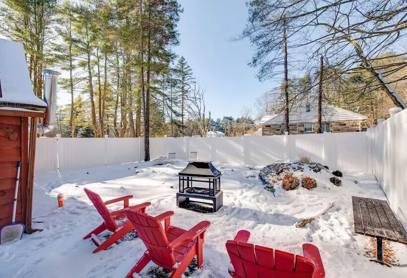 Rustic Blakeslee Cabin W/ Gas Grill Near Skiing!