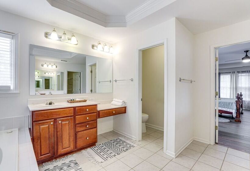 Stonecrest Home W/ Smart Tvs Near Atlanta!