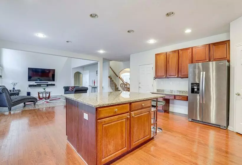 Stonecrest Home W/ Smart Tvs Near Atlanta!