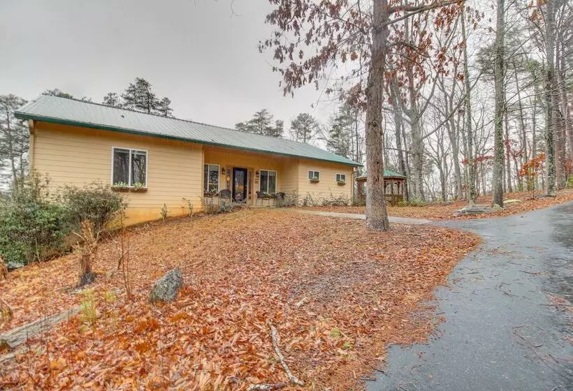 Talking Rock Home W/ Private Deck