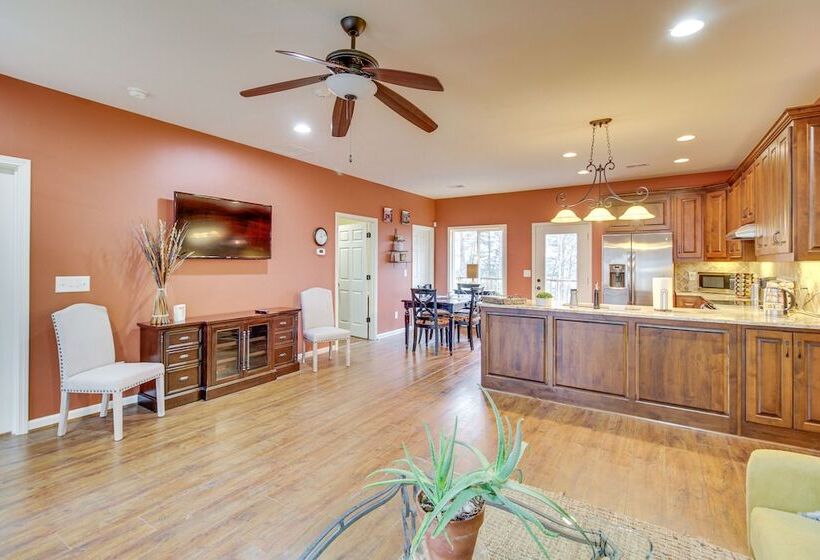 Talking Rock Home W/ Private Deck