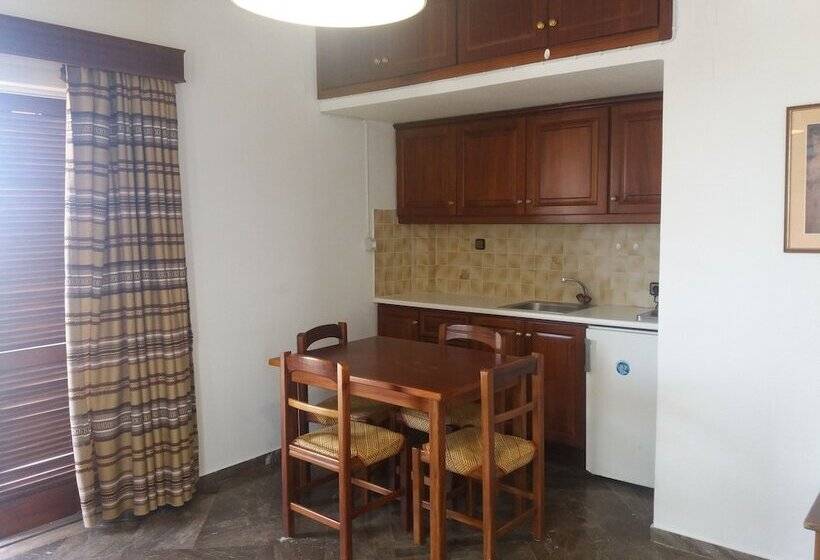 酒店 Elpida Apartments