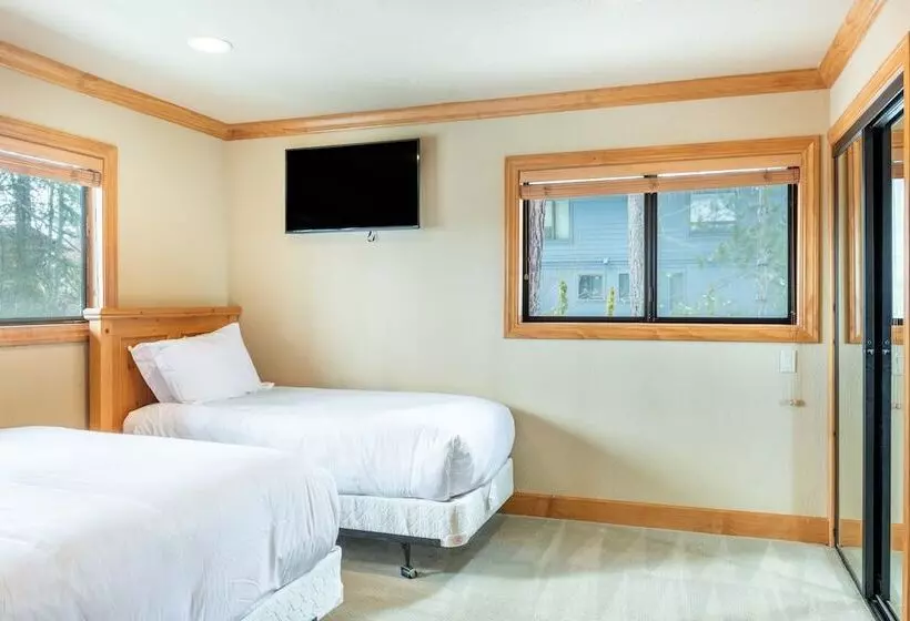 Frosted Shore By Avantstay Luxury Lake Views