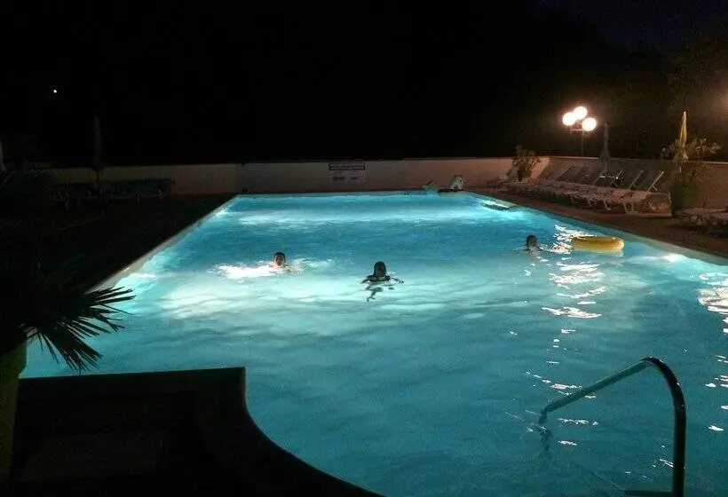 Majatalo Les Sentiers Du Causse