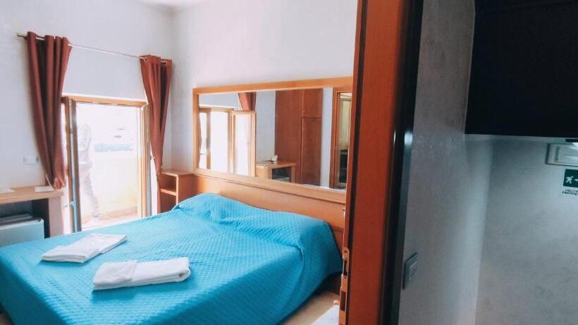 住宿加早餐  Affittacamere Stranamore