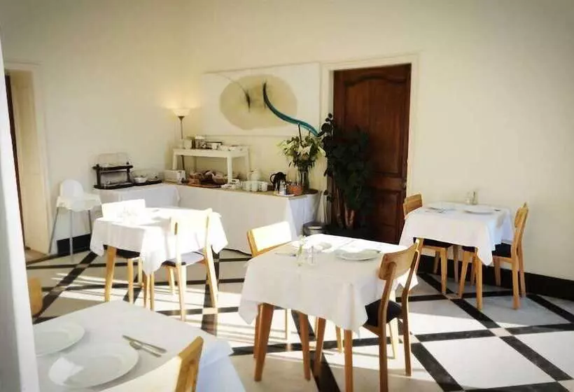 ホテル B&b Kasteel Nijswiller